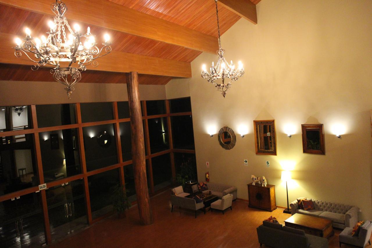 Taypikala Deluxe Valle Sagrado Urubamba Kültér fotó